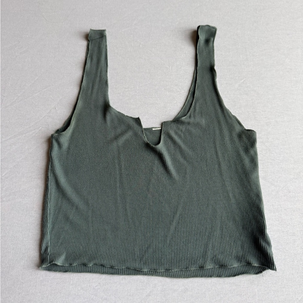 Pacsun Green Ribbed Cami with V Cut